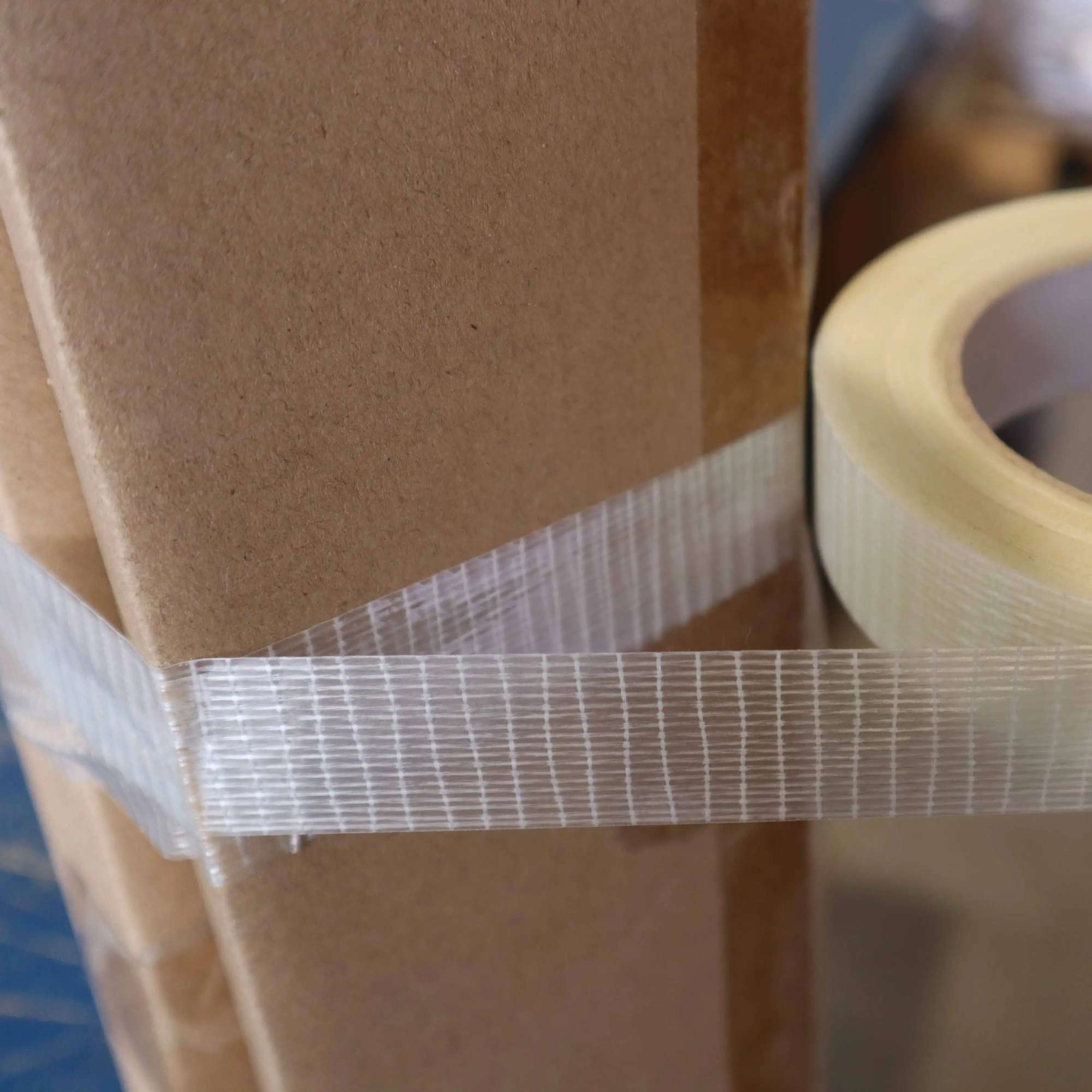 41951-102 gws 41951 kreuzverstärktes Filament Packband, 50 m x 50 mm, transparent